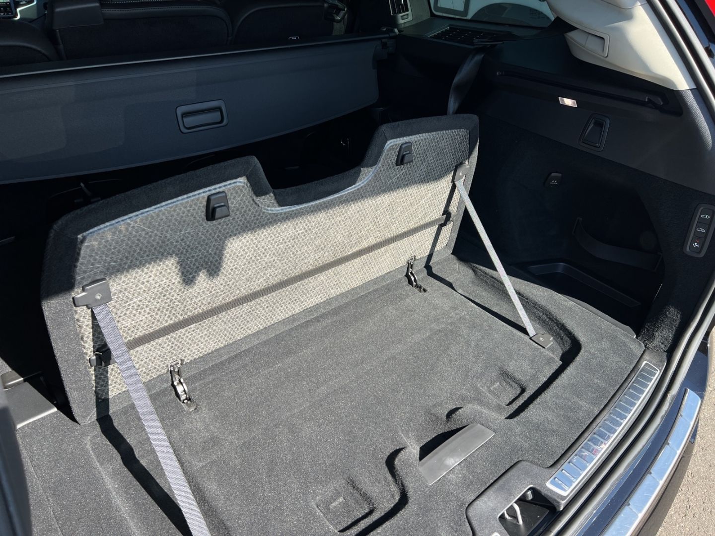 Volvo XC90 Ultra Dark Recharge Plug-In AWD 7-Sitzer foto 20