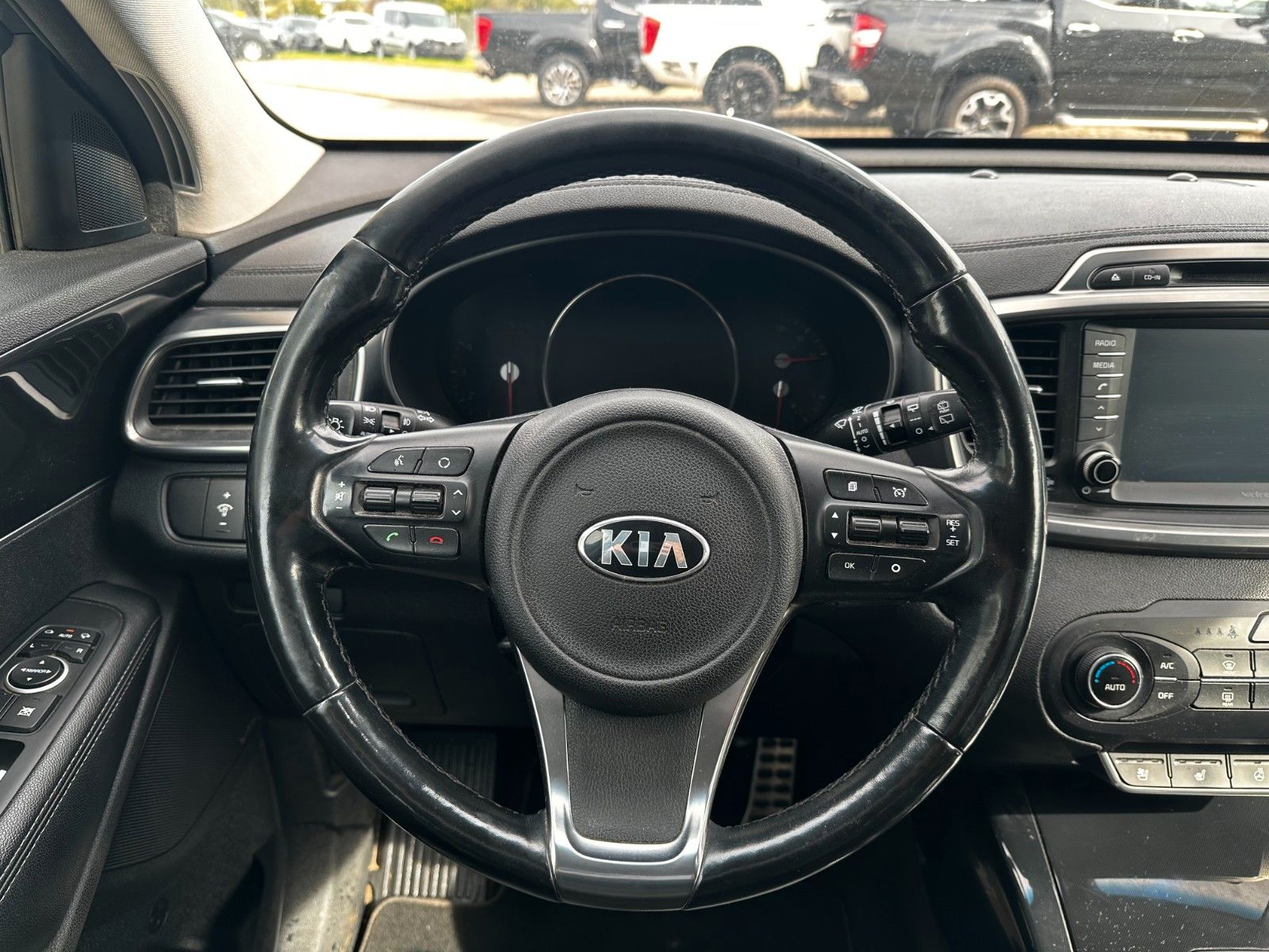 Fahrzeugabbildung Kia Sorento Spirit 4WD Leder Klimaaut.