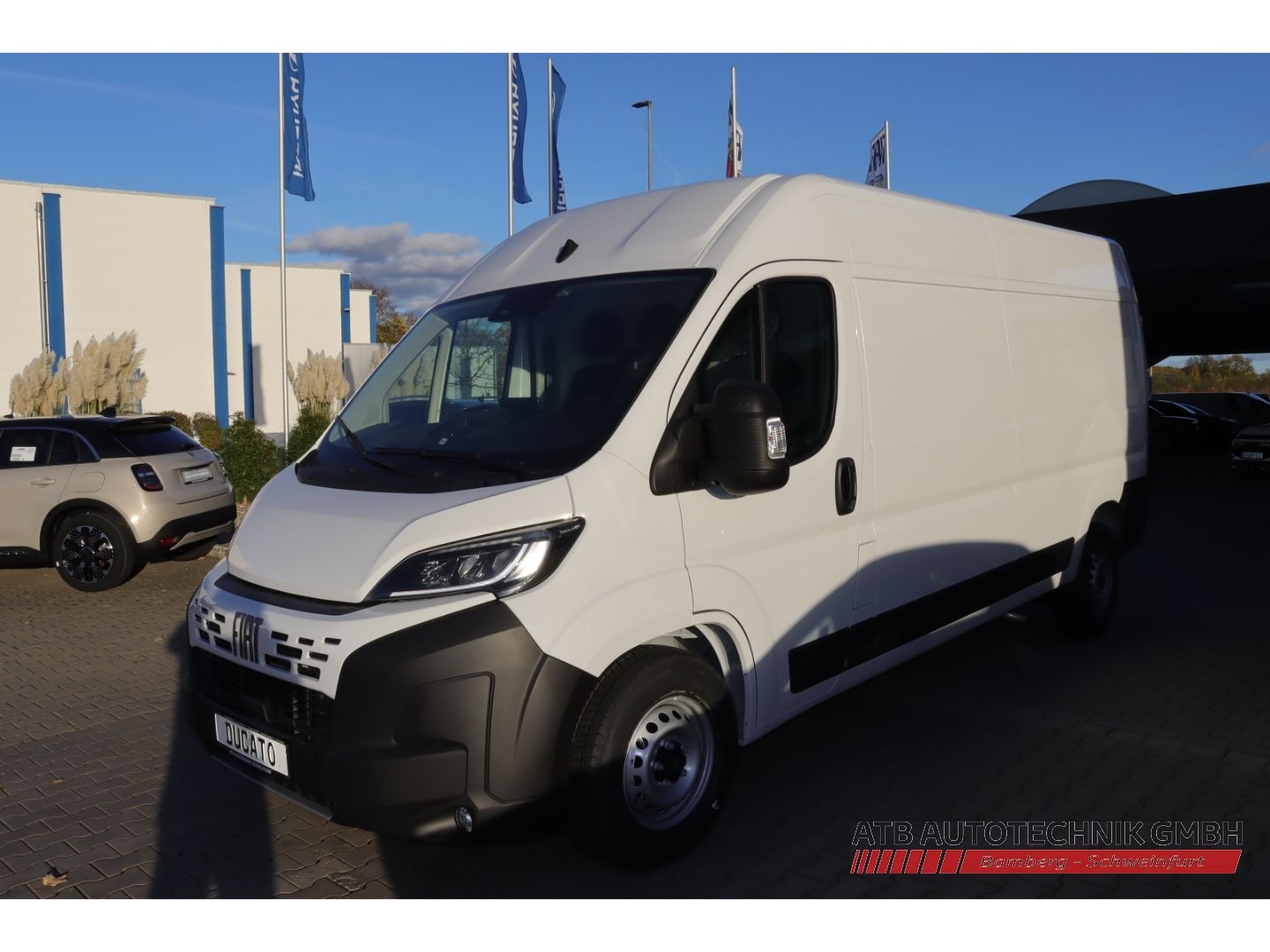 Fahrzeugabbildung Fiat Ducato S2 L3H2 2.2l 8-AT 140PS, GJR, AHK, Displa