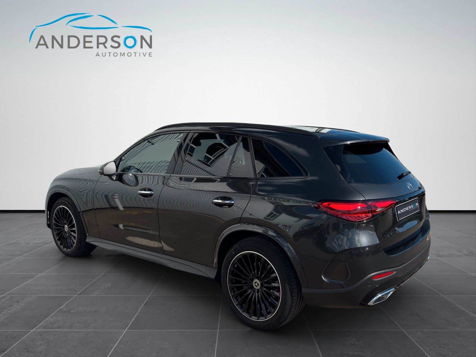 Fahrzeugabbildung Mercedes-Benz GLC 220D PREM+ NIGHT HUD PANO 360° BURM LUFTFAH