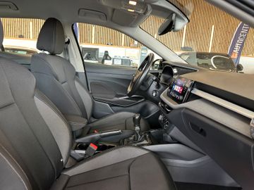 Skoda Fabia Tour *1. Hand*Klima*MirrorLink*LED*PDC*