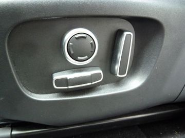 Land-Rover Discovery - 12