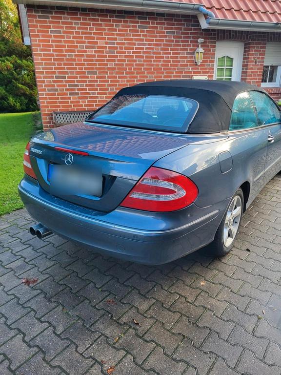 Mercedes-Benz CLK 320