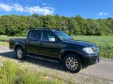 Nissan Navara 3.0 dCi V6 Automatik 4x4 231 PS - Nissan Navara: 3.0