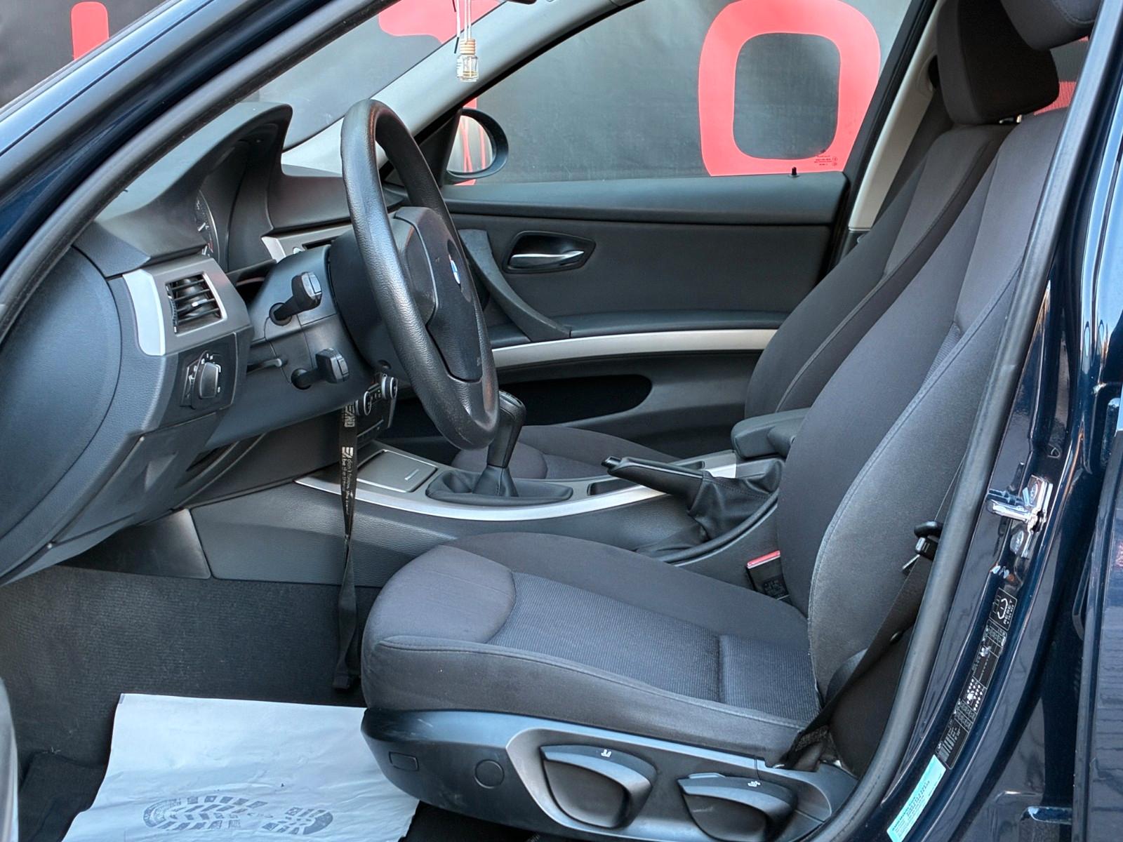 BMW 318 2008 — photo 11