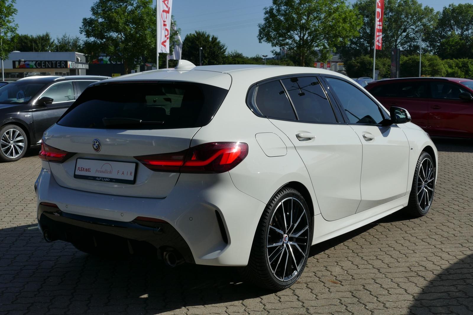 BMW 1 Series i M Sport Aut. LED Navi Sportsitze Teilleder, миниатюра 5