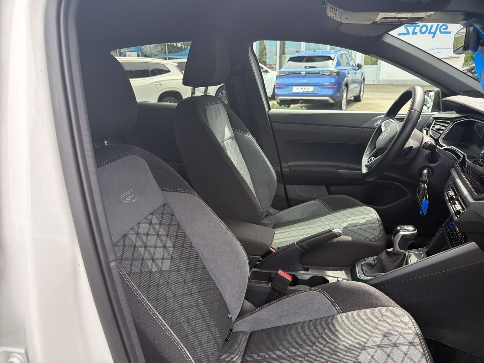 Polo R-Line TSI DSG Apple CarPlay Matrix R-Line