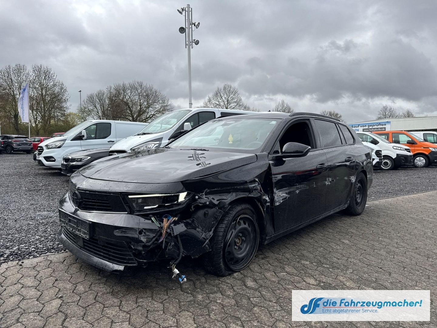 Fahrzeugabbildung Opel Astra L Sports Tourer Navi Kamera *UNFALLSCHADEN