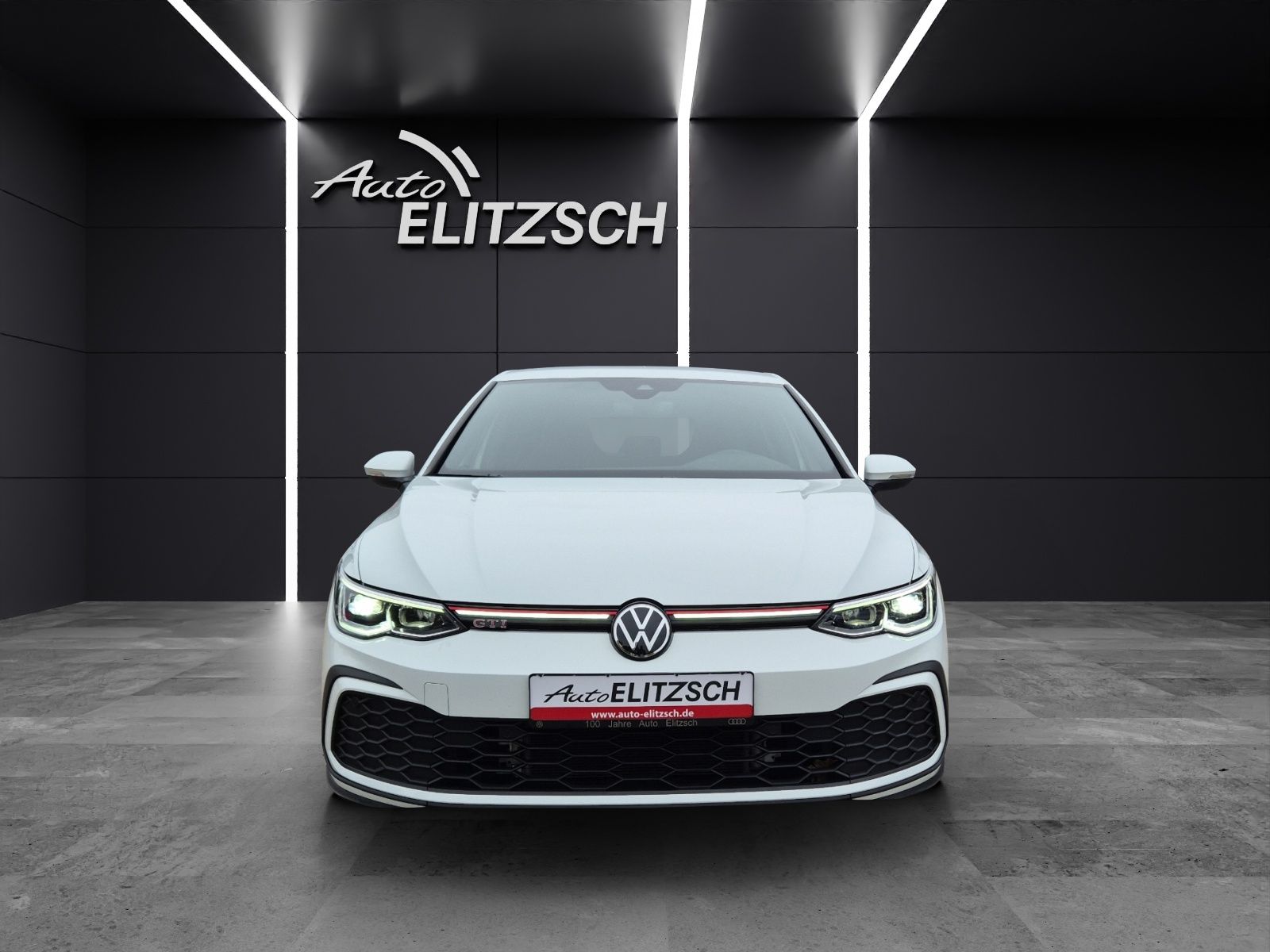 Fahrzeugabbildung Volkswagen Golf VIII GTI TSI DSG ACC LED AHZV