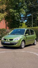 Renault Scenic 1.6 16V Exception - Renault Scenic Exception mit Benzin-Antrieb
