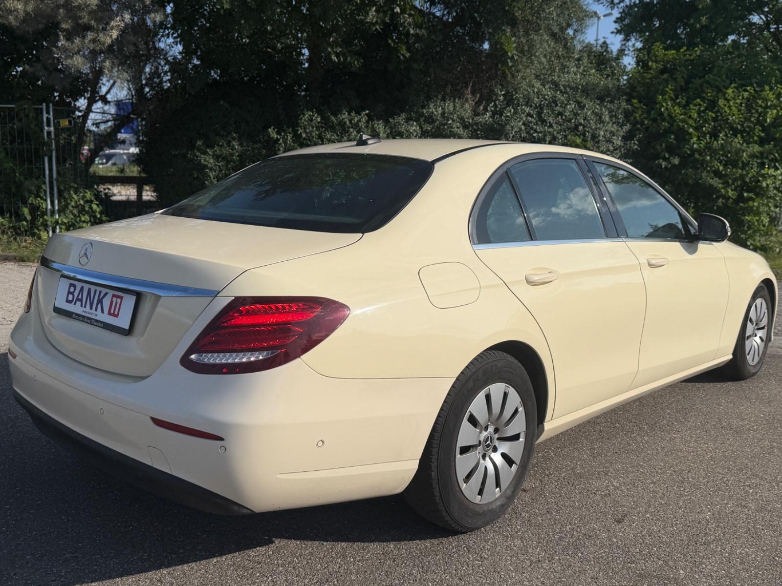 Mercedes-Benz E200d Limousine *Aut. *Leder *Kamera *LED *SHZ *