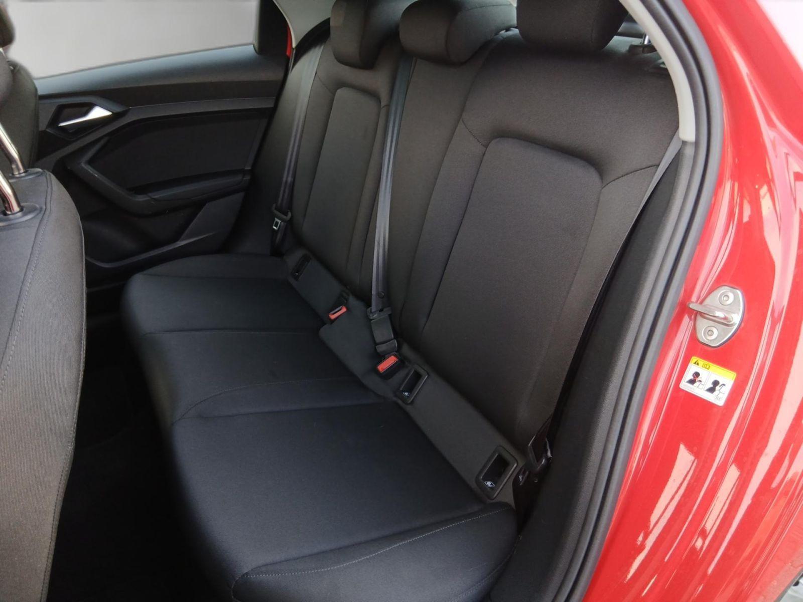 Audi A1 Sportback 30 TFSI Adv. S tronic *LED*GRA*SHZ*