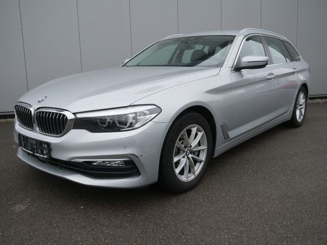 BMW 530i xDrive Touring NAVI/LED/PDC/ACC/LEDER