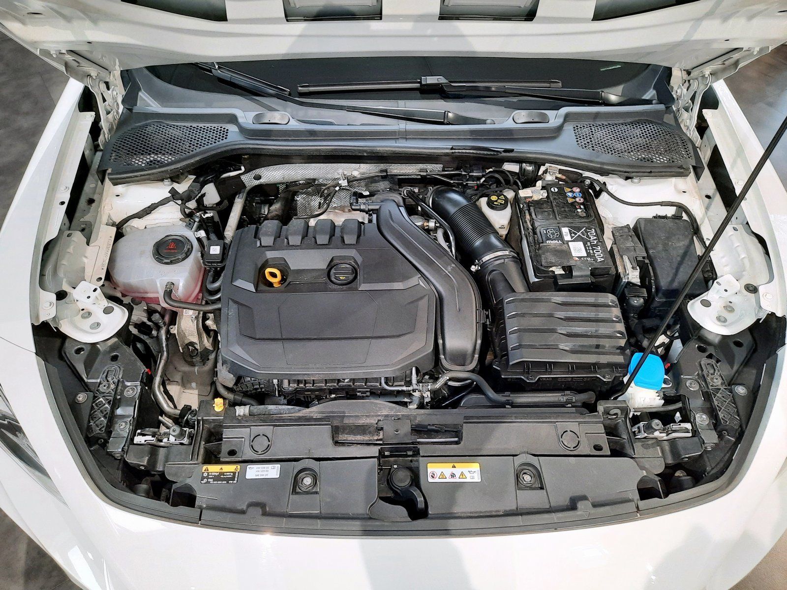 Fahrzeugabbildung CUPRA Formentor TSI *AHK*Navi*LED*PDC*Sitzhzg*ACC*