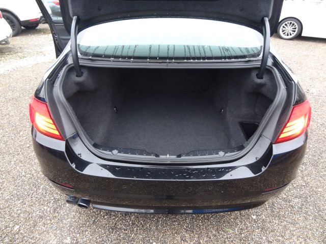 Fahrzeugabbildung BMW 528i/2.Hand/62.000km/Bi-Xenon/Garantie