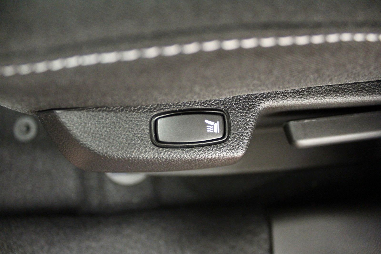 Fahrzeugabbildung Dacia Duster TCe130 Journey*Navi*Sitzhzg**Modell 2023