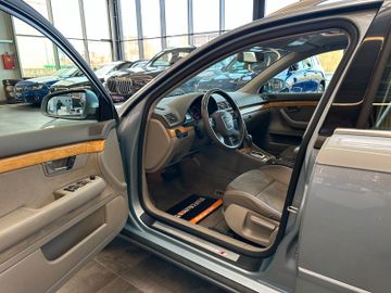 MYAUTOCENTER – Gebraucht- und Jahreswagen mit Werkstattservice in Pfaffenhofen Audi A4 Avant 3.0 TDI quattro *Navi*Klima*