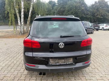 Volkswagen Tiguan - 5