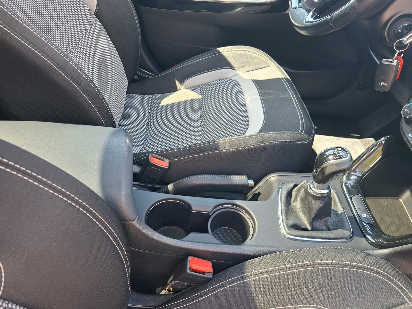 Kia cee'd 2015 — photo 32