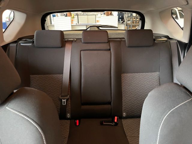 Toyota Auris Life+ Lim. 1.6 Edition *AHK*KAMERA*KLIMAA.