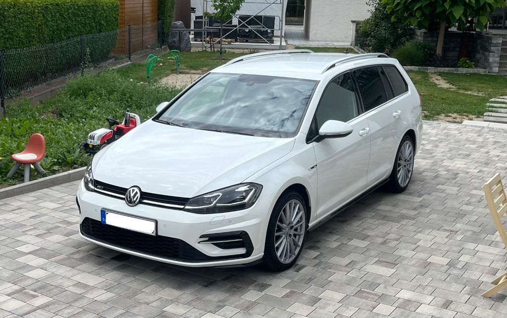 Image of Volkswagen Golf