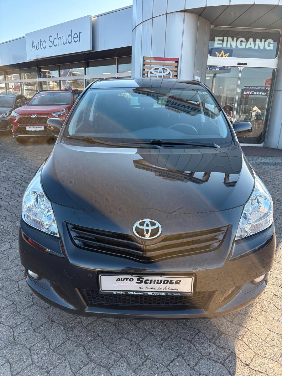 Toyota Verso Travel *7 Sitze*