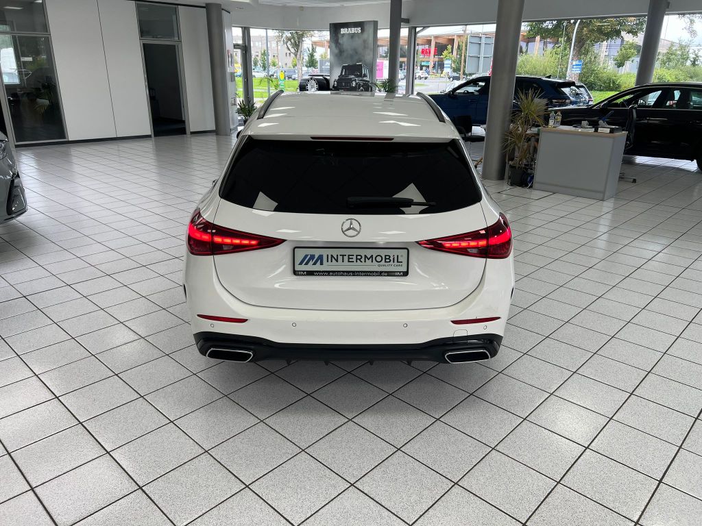 Mercedes-Benz C 220 dT 4M AMG*NIGHT*HUD*KAMERA*DISTR*KEYL*AHK*