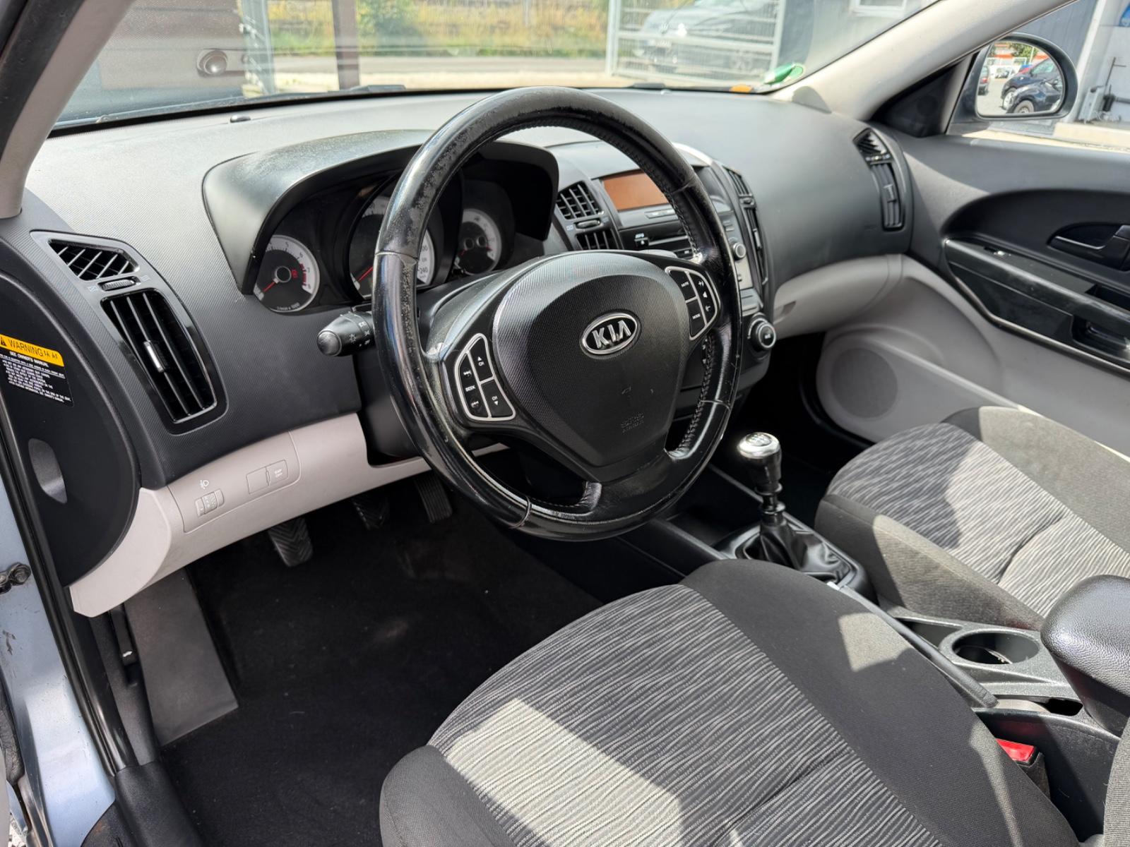 Kia ANDERE Ceed LX*2HA*