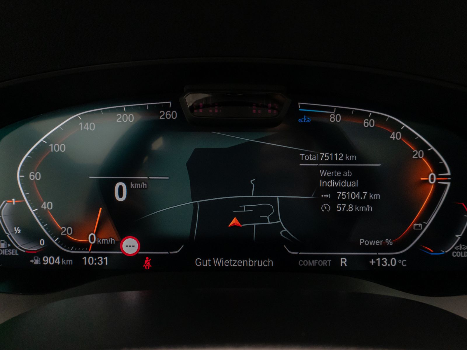 Fahrzeugabbildung BMW 520d Panorama Kamera DAB HiFi ACC Alarm M Sport