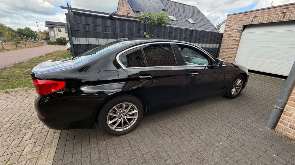 Image of BMW 520