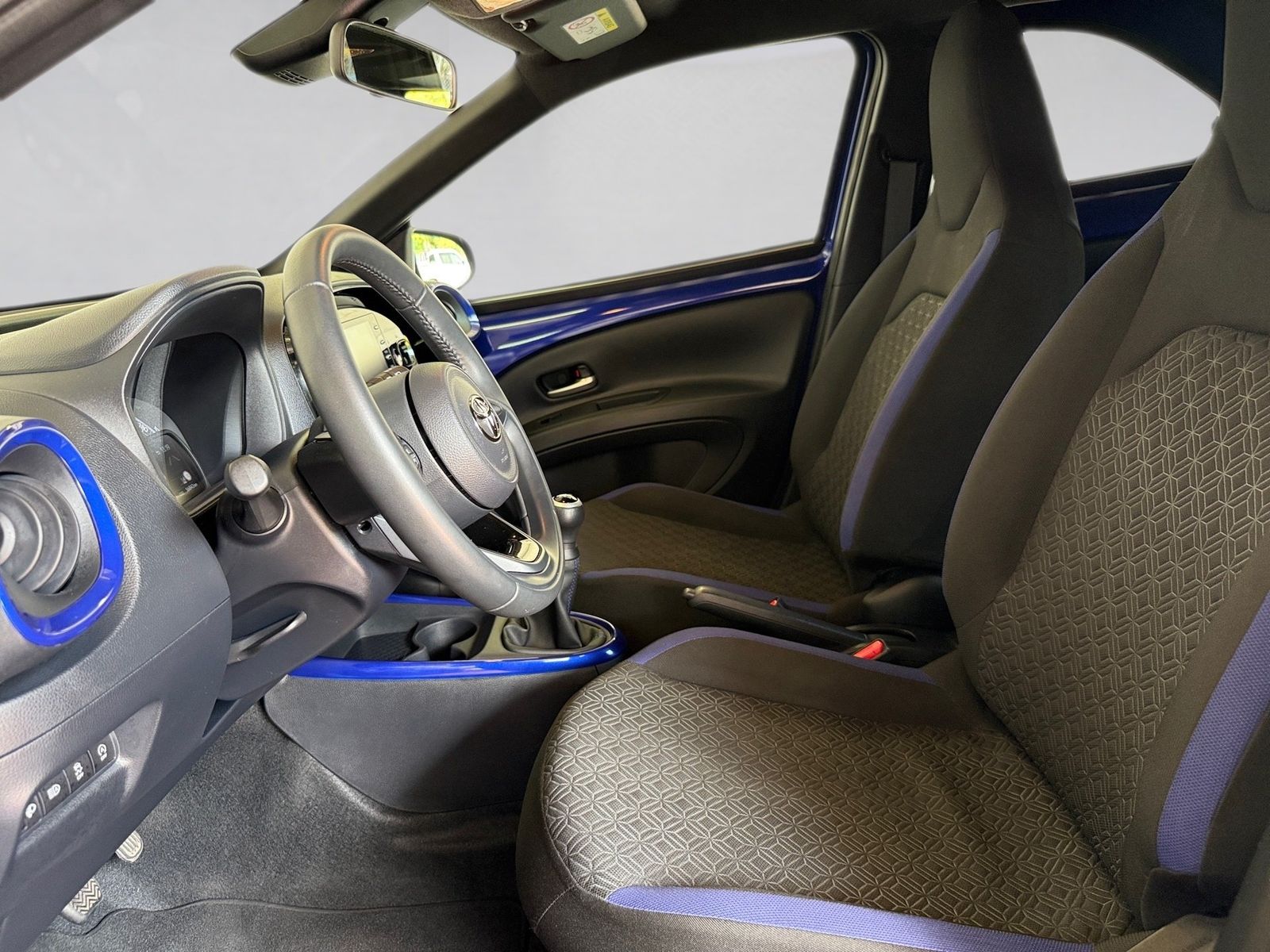 Fahrzeugabbildung Toyota Aygo X 1.0 Pulse Kamera,SHZ,ACC,PDC,LM