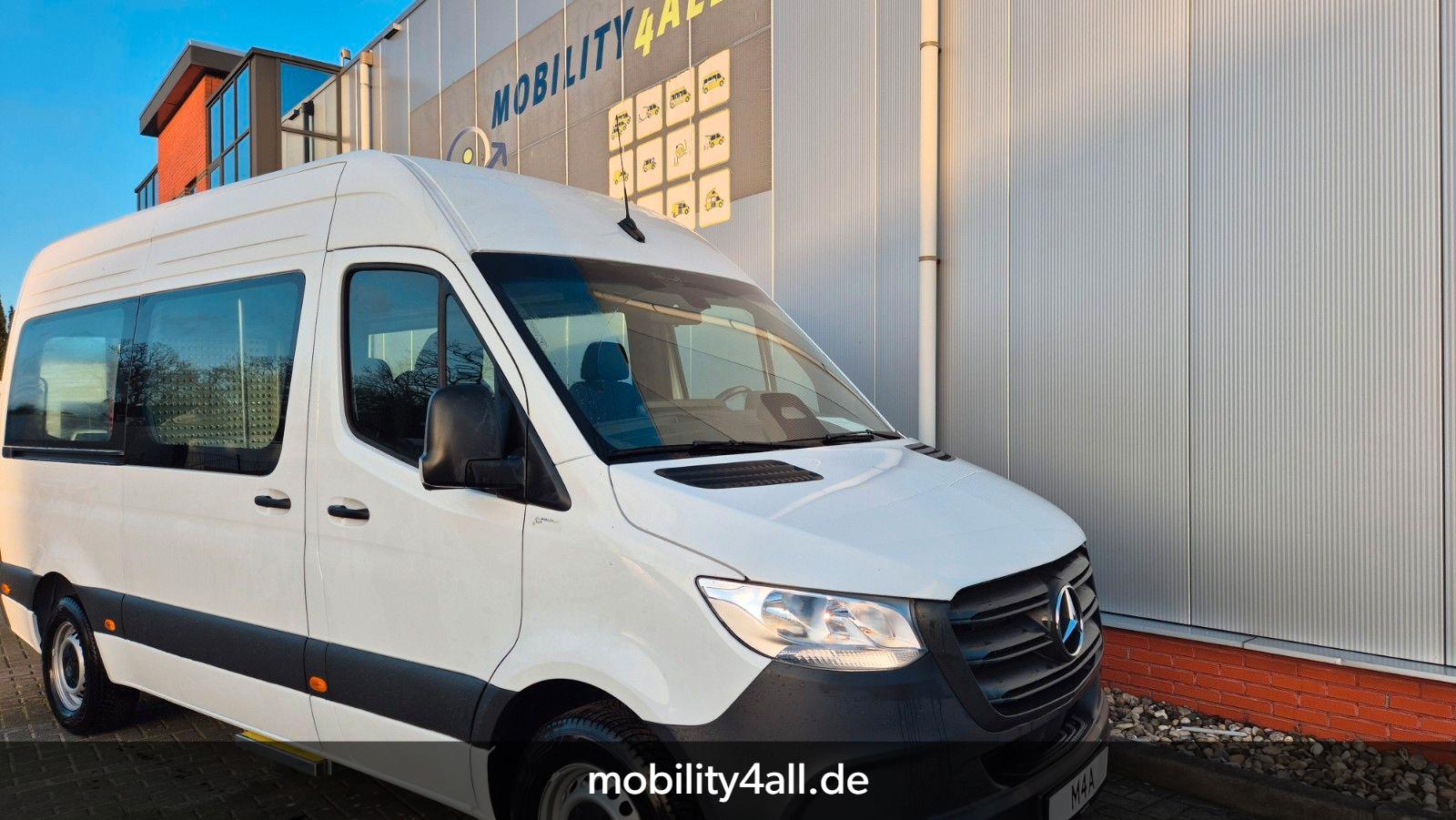 Mercedes-Benz Rollstuhltransporter 8-sitze / e-lift / e-Stufe