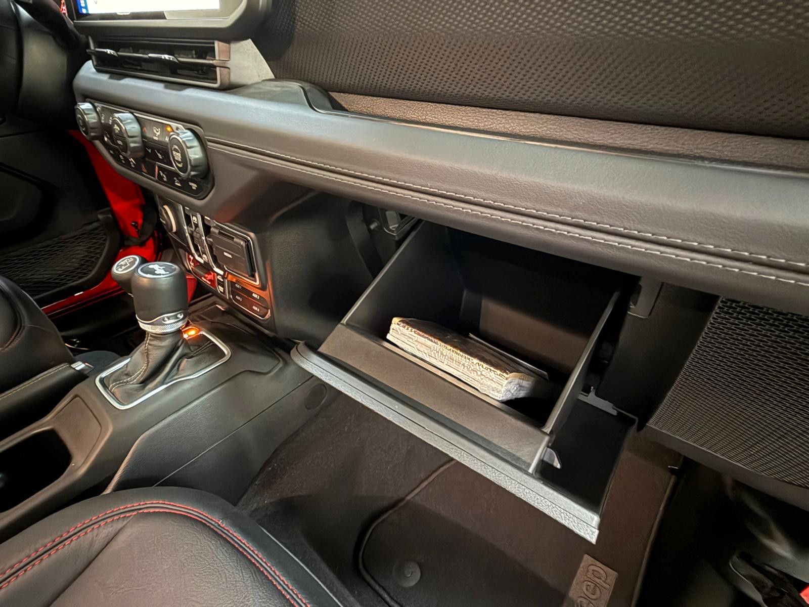 Fahrzeugabbildung Jeep RUBICON 392-6.4L HEMI V8-AHK 3500KG-35"