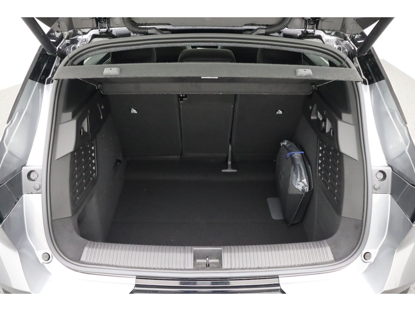 Fahrzeugabbildung Mitsubishi Eclipse Cross Diamant Top 11 KW LUXURY-Paket