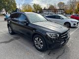 Mercedes-Benz GLC 200 4MATIC | Night | AHK | Keyless | Winter - Mercedes-Benz GLC 200: Von Privat