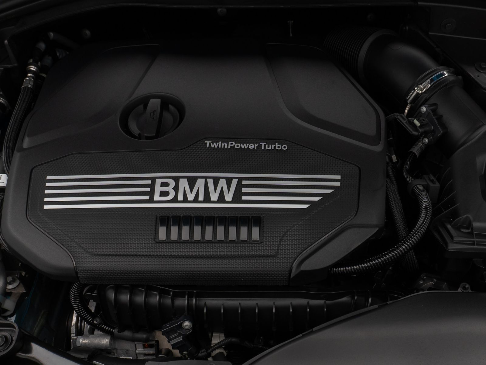 Fahrzeugabbildung BMW 118i Panorama Kamera Lenkrhzg DAB Komfort Sport