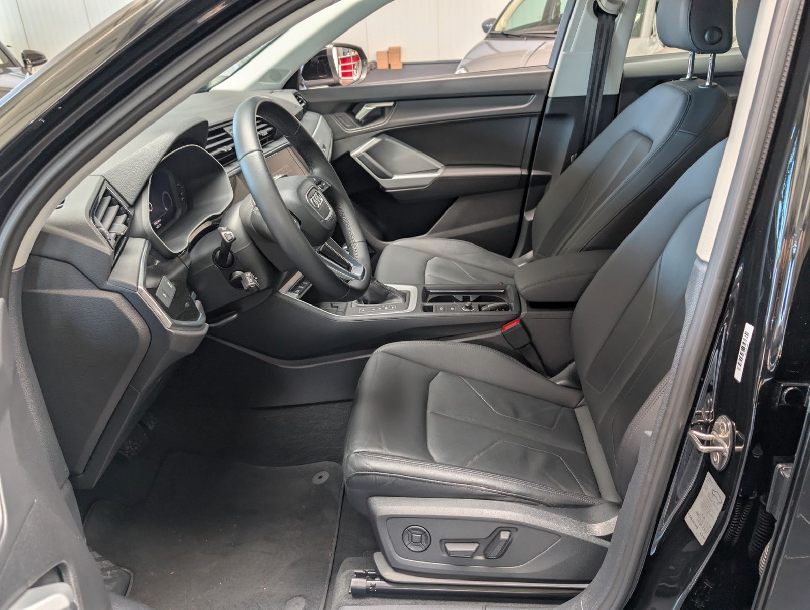 Audi Q3 35 TDI Sportback S tronic S line 8-fach foto 9