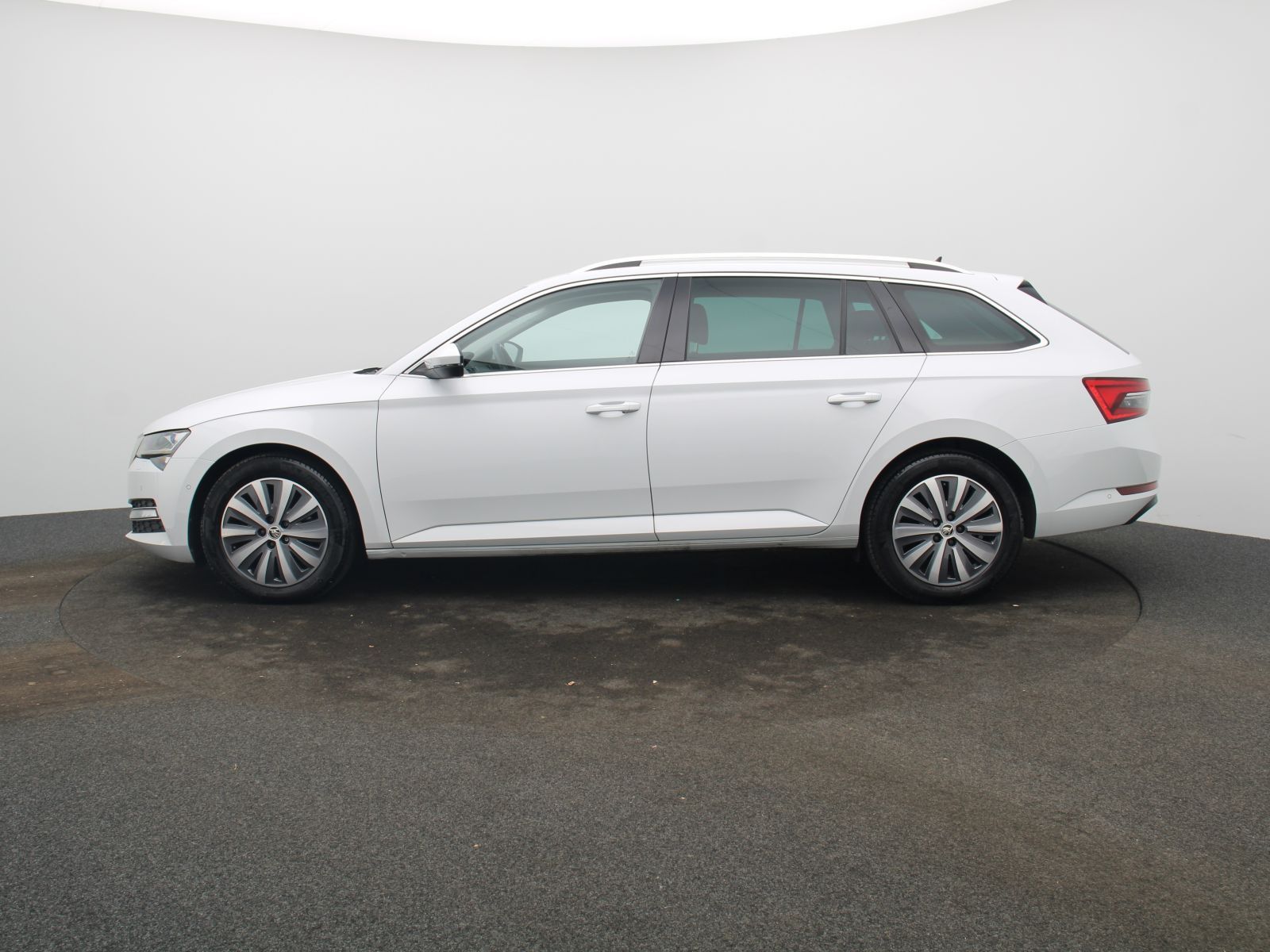 Skoda Superb - Bild 5