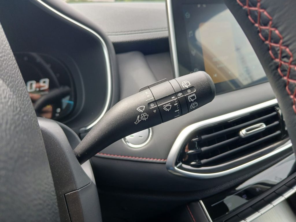 Fahrzeugabbildung MG HS 1.5 Benzin Automatik Comfort *Cam*Shz*NAVI*