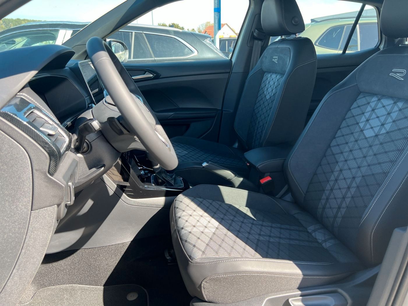 Volkswagen T-Cross - Bild 18