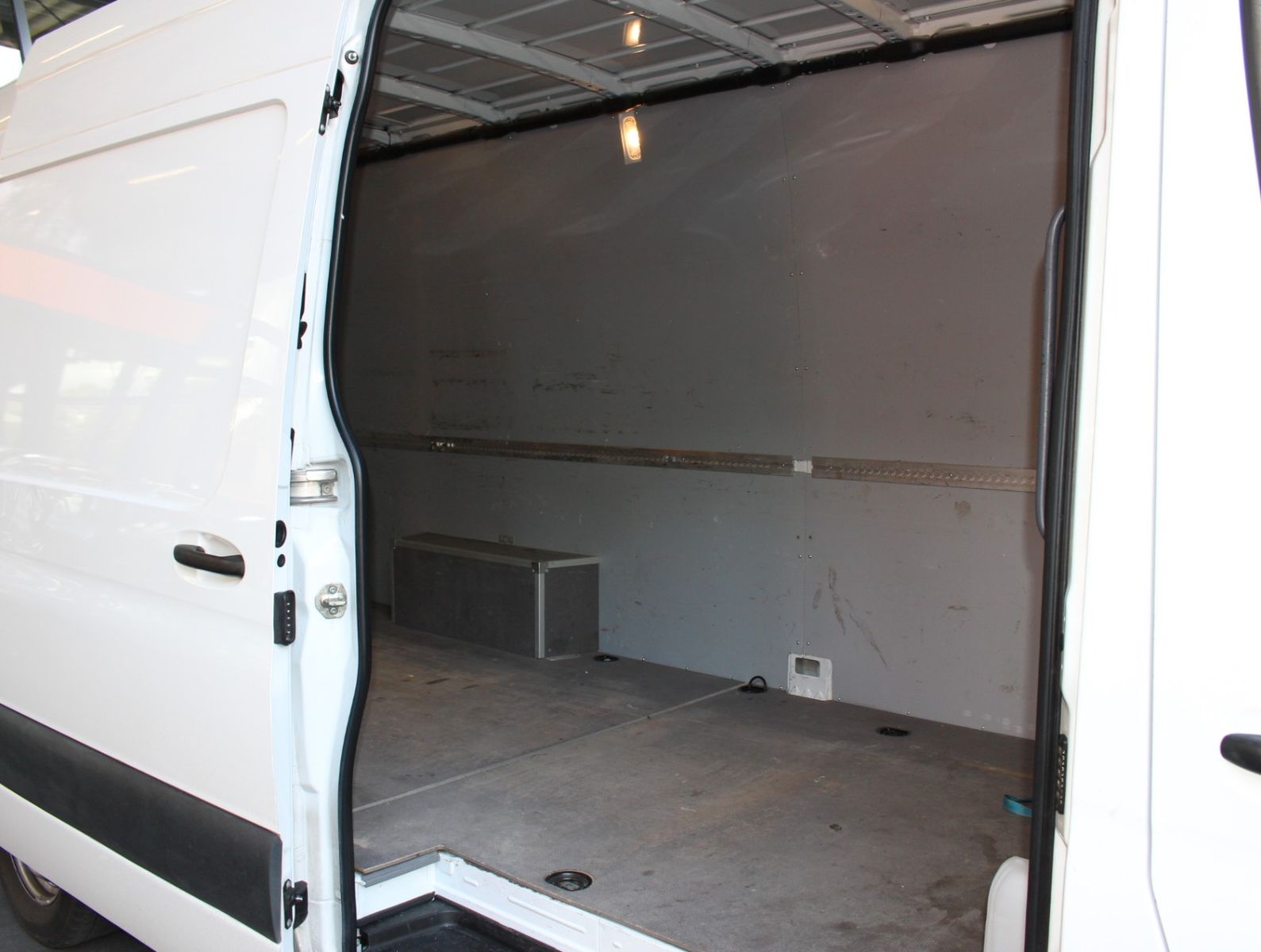Fahrzeugabbildung Mercedes-Benz Sprinter III Kasten 316 CDI RWD Hoch Lang Kamera