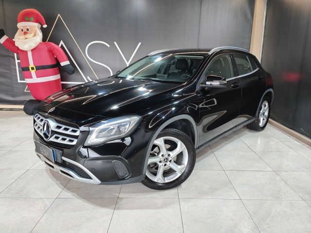 Mercedes-Benz GLA 200 d Sport * AUTOMATICO *