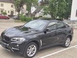 BMW X6 xDrive35i - - BMW X6: 35i