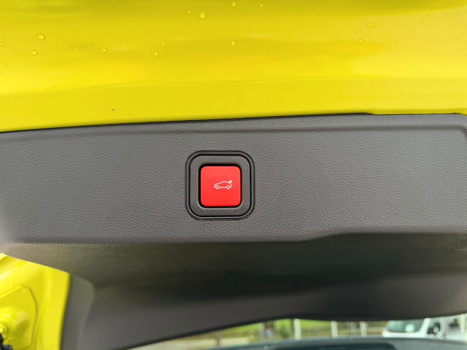 Fahrzeugabbildung Jeep Altitude Electric MJ27 virtual cockpit ACC uvm.