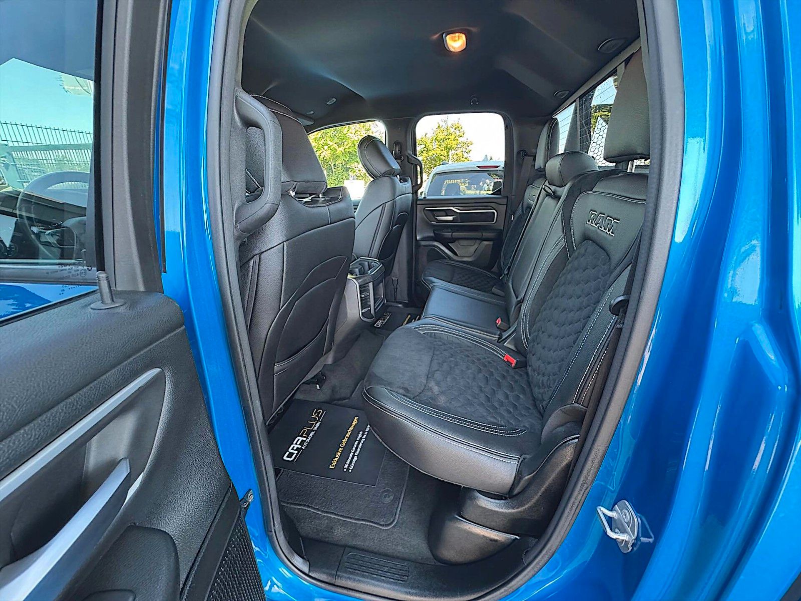 Fahrzeugabbildung Dodge RAM 5.7 V8 HEMI Night Editon Offroad 4x4 LONGBED