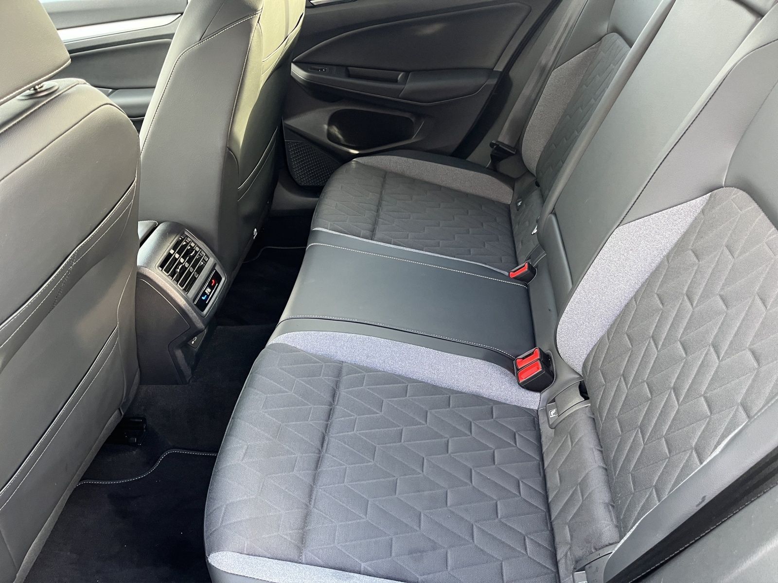 Volkswagen Golf - Bild 15