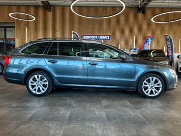 Skoda Superb Combi Exclusive *Navi*BiXenon*