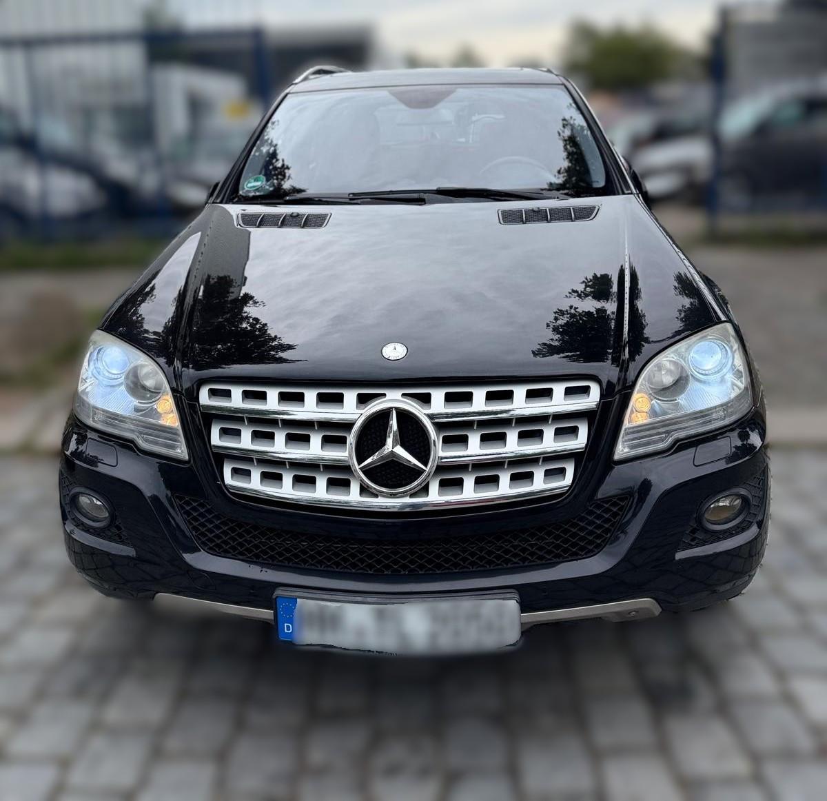 Mercedes-Benz ML 320
