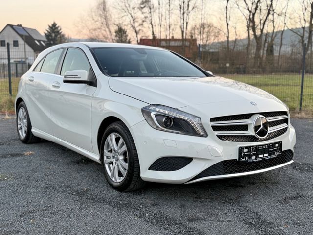 Mercedes-Benz A 180 A -Klasse*Bi-Xenon*Navi*8-Fach*