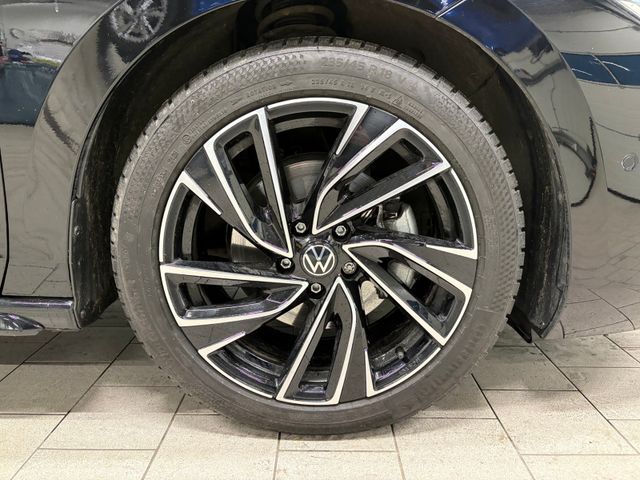 Passat Variant R-line 2.0 TDI DSG AHK STANDHZG